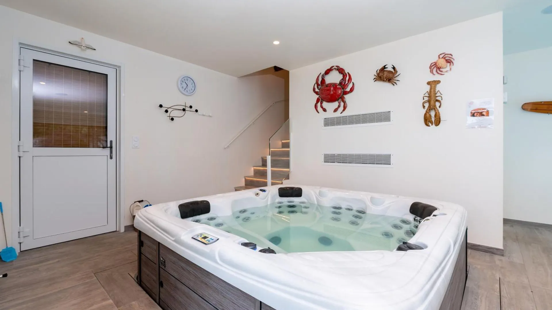 Chambre - Spa - Piscine - Sauna Brech 4*,  Frankreich